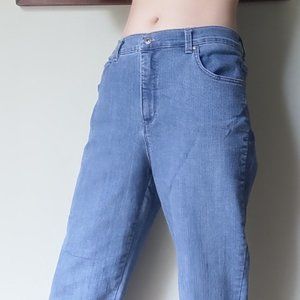 Gloria Vanderbilt Mom Jeans